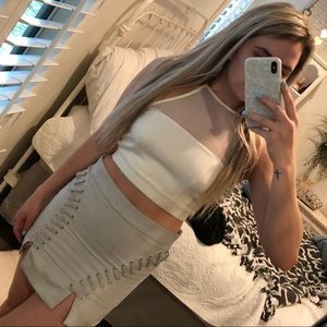 ⚡️3 for $20⚡️ white crop top with mesh chest